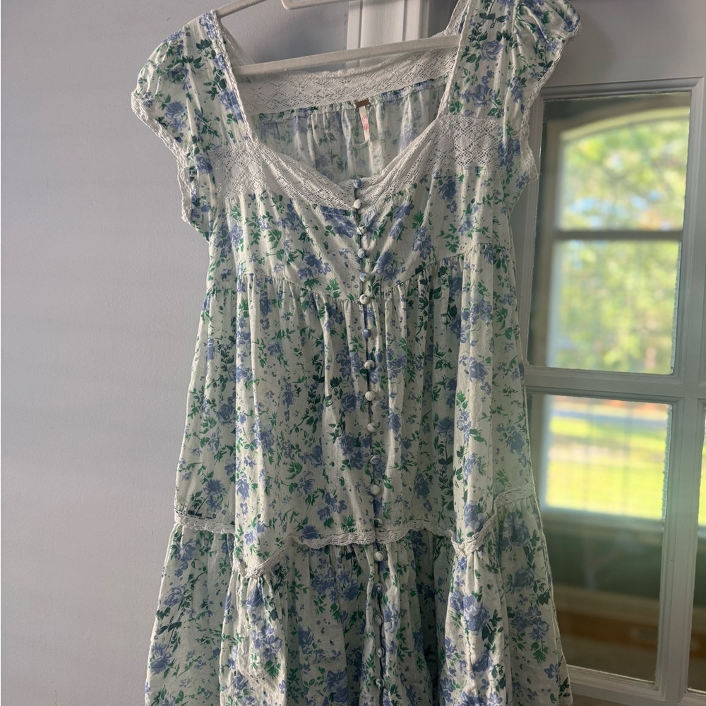 Free People Blue and Green Floral Dress only worn once!
